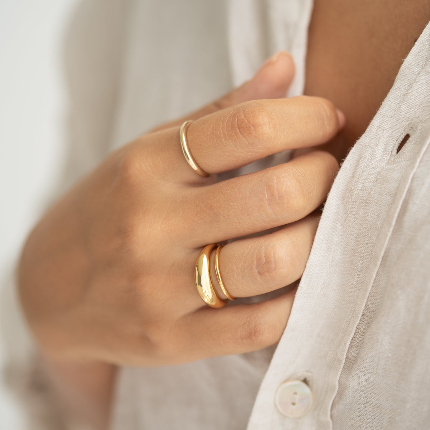 Thin Dome Ring 14k Gold - Mia