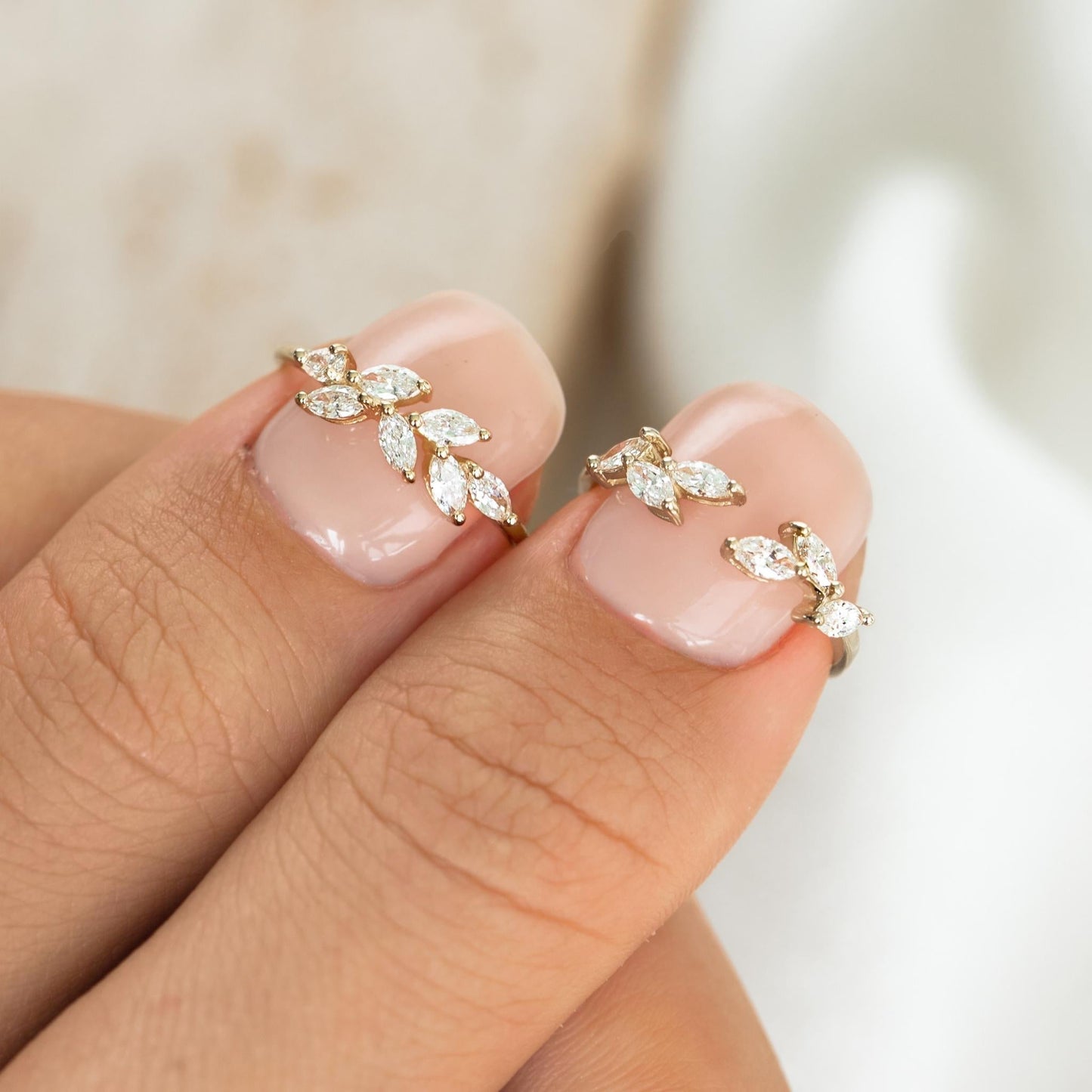 Diamond Leaf Ring 14k Gold - Freya