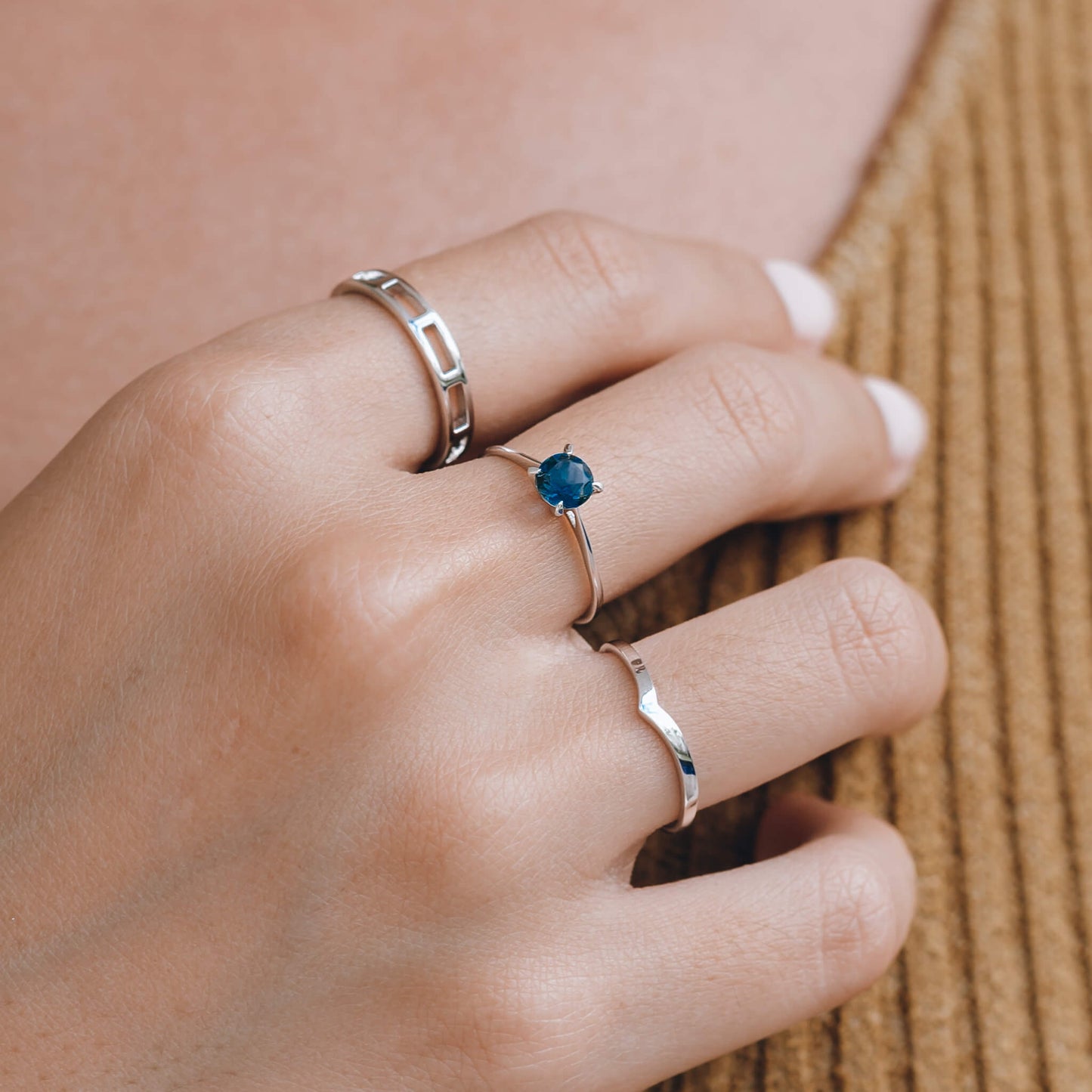 V Ring Silver - Nora