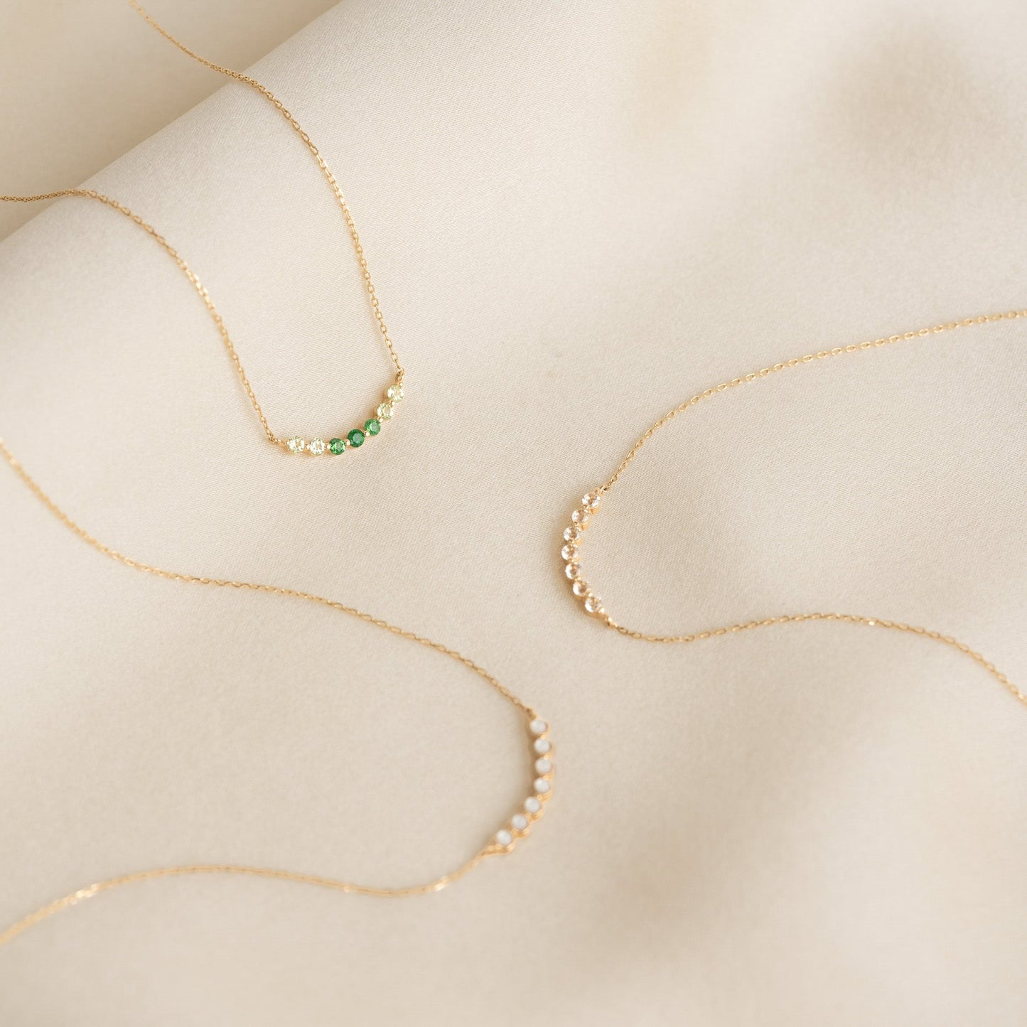 August Birthstone Necklace 14k Gold - Ombre Tsavorite