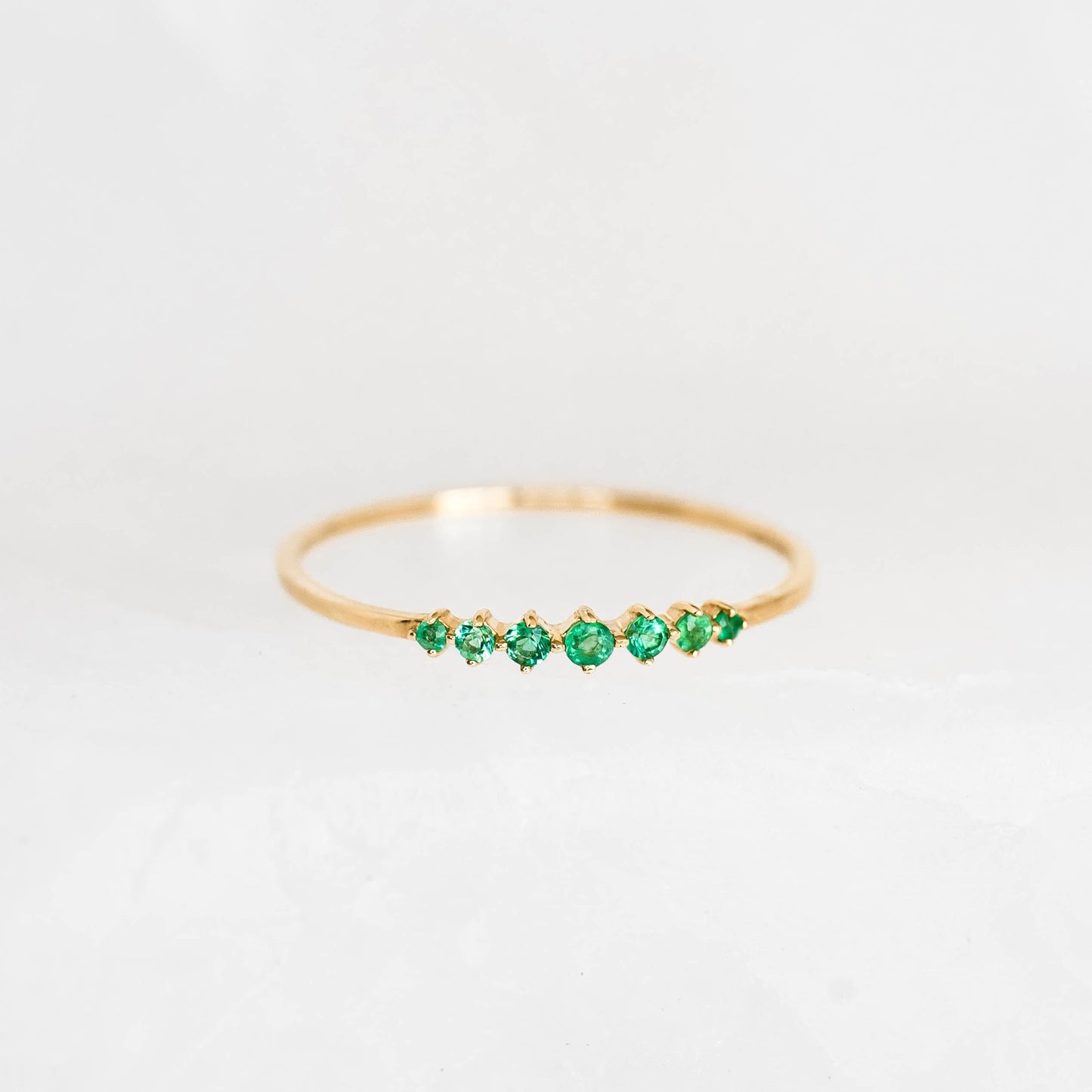 Graduated Emerald Ring 14k Gold - Mila