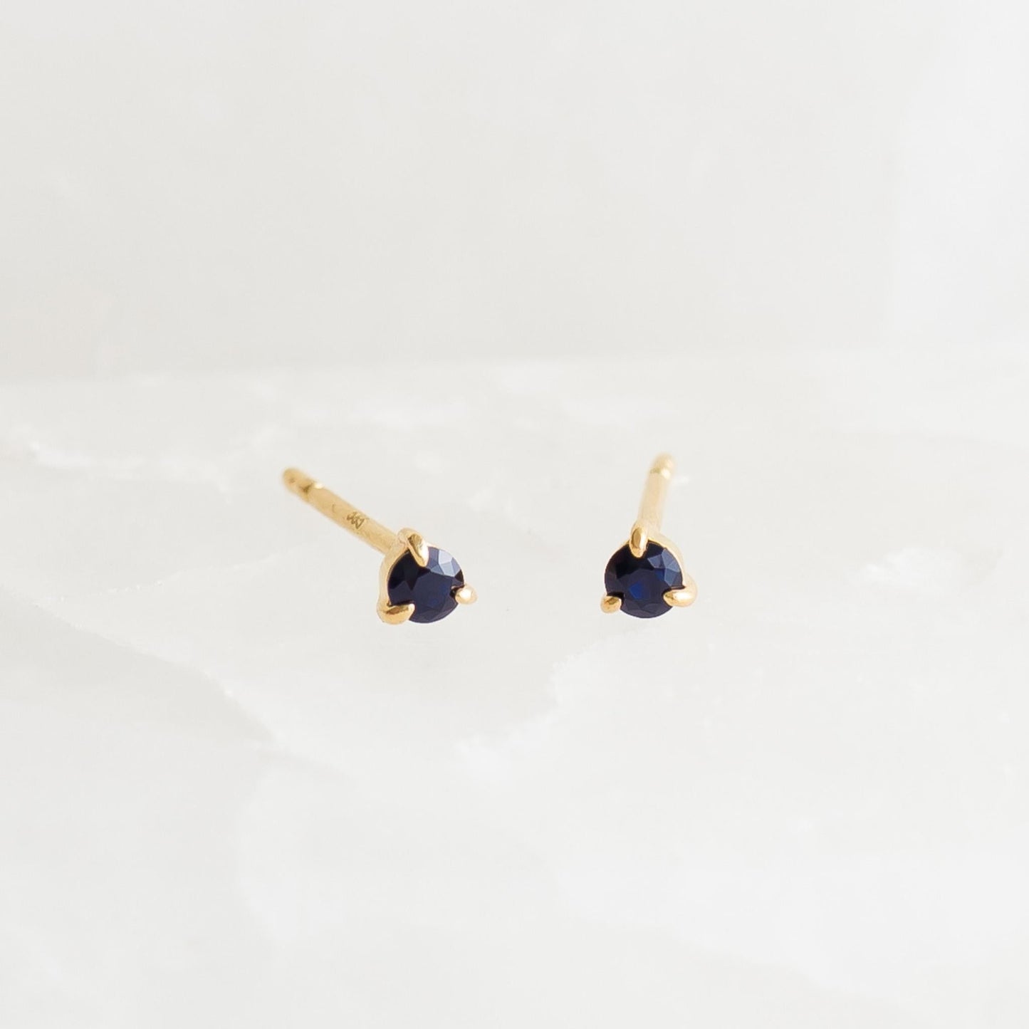 September Birthstone Stud Earrings 14k Gold - Blue Sapphire