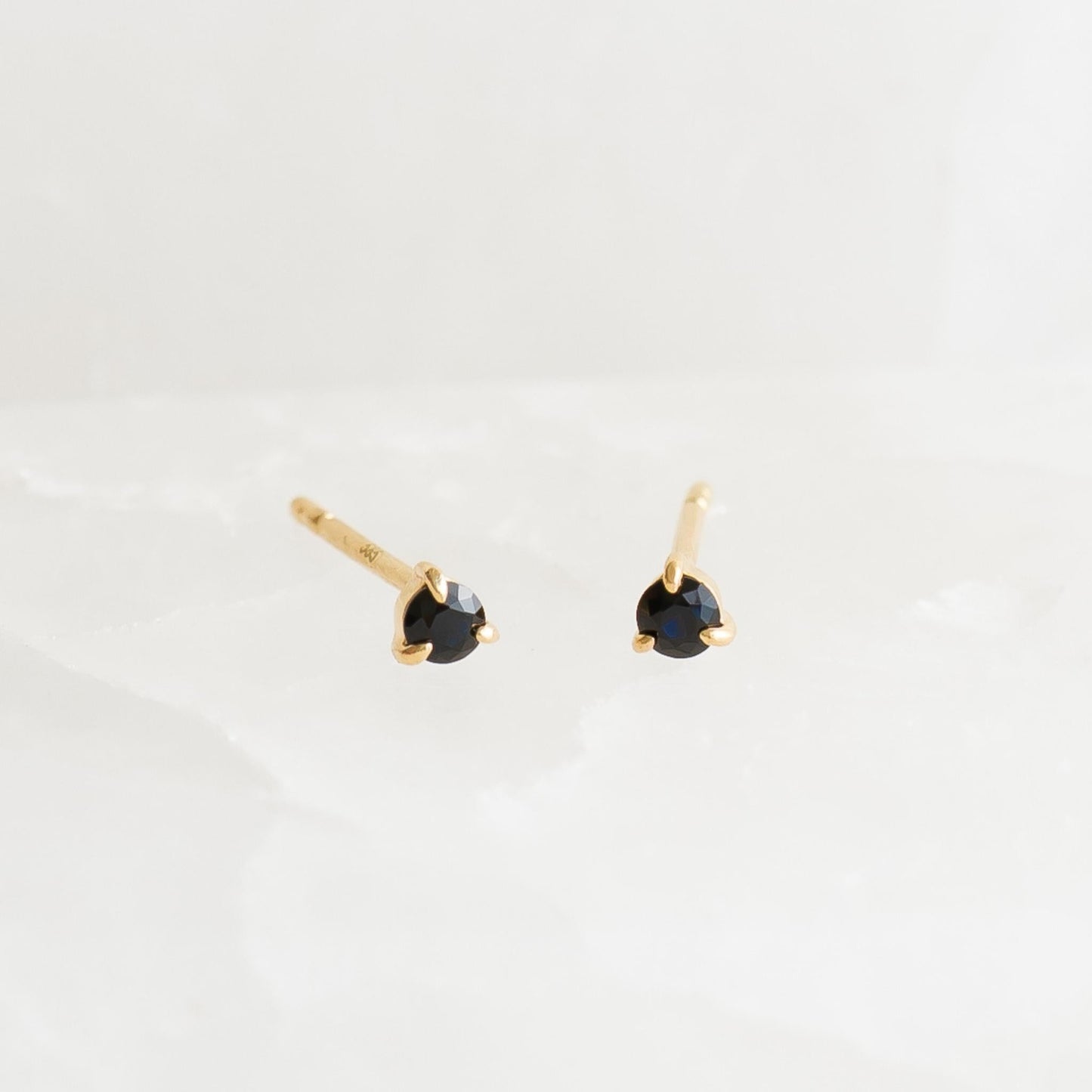 September Birthstone Stud Earrings 14k Gold - Blue Sapphire