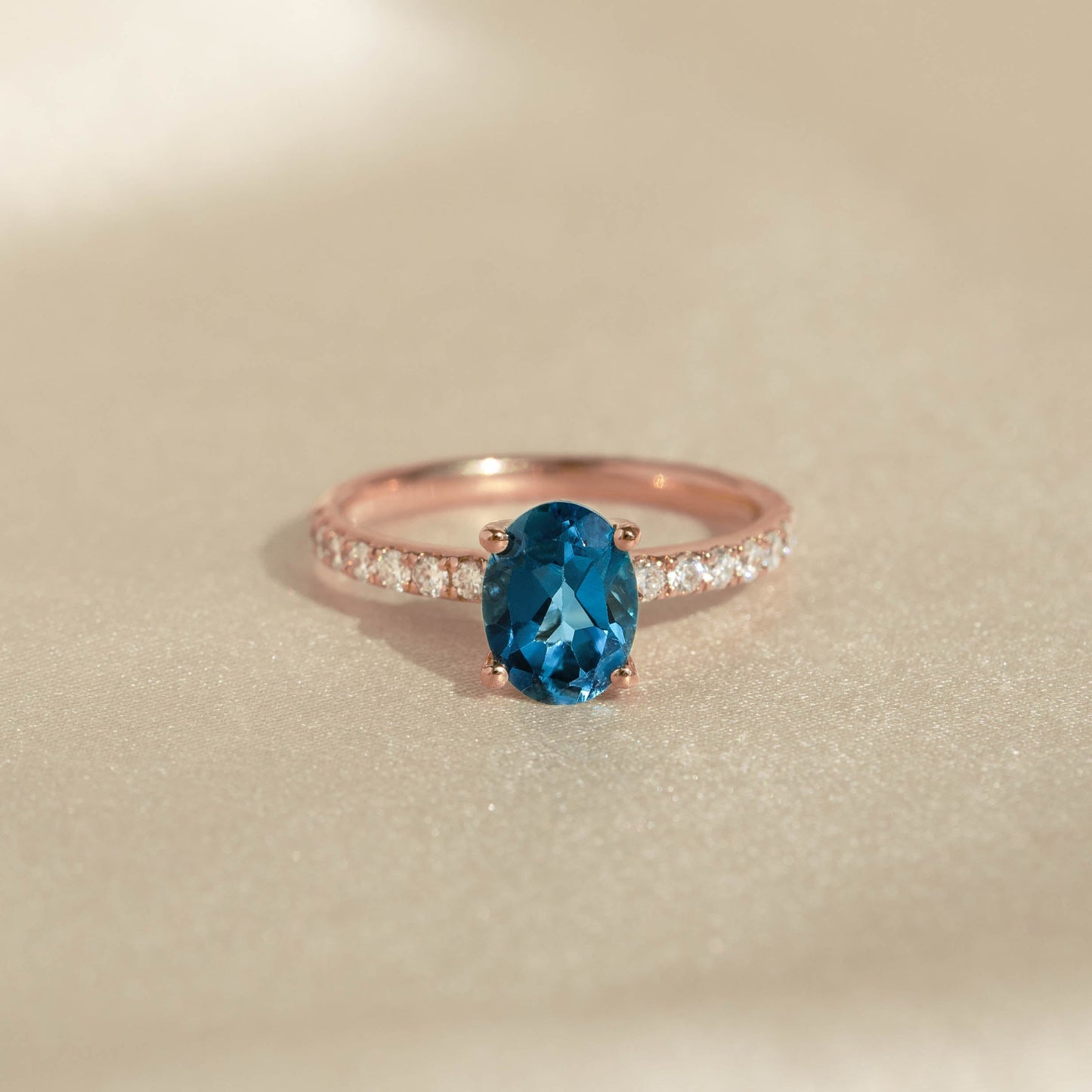 Oval London Blue Topaz and Diamond Ring Rose Gold - Minette