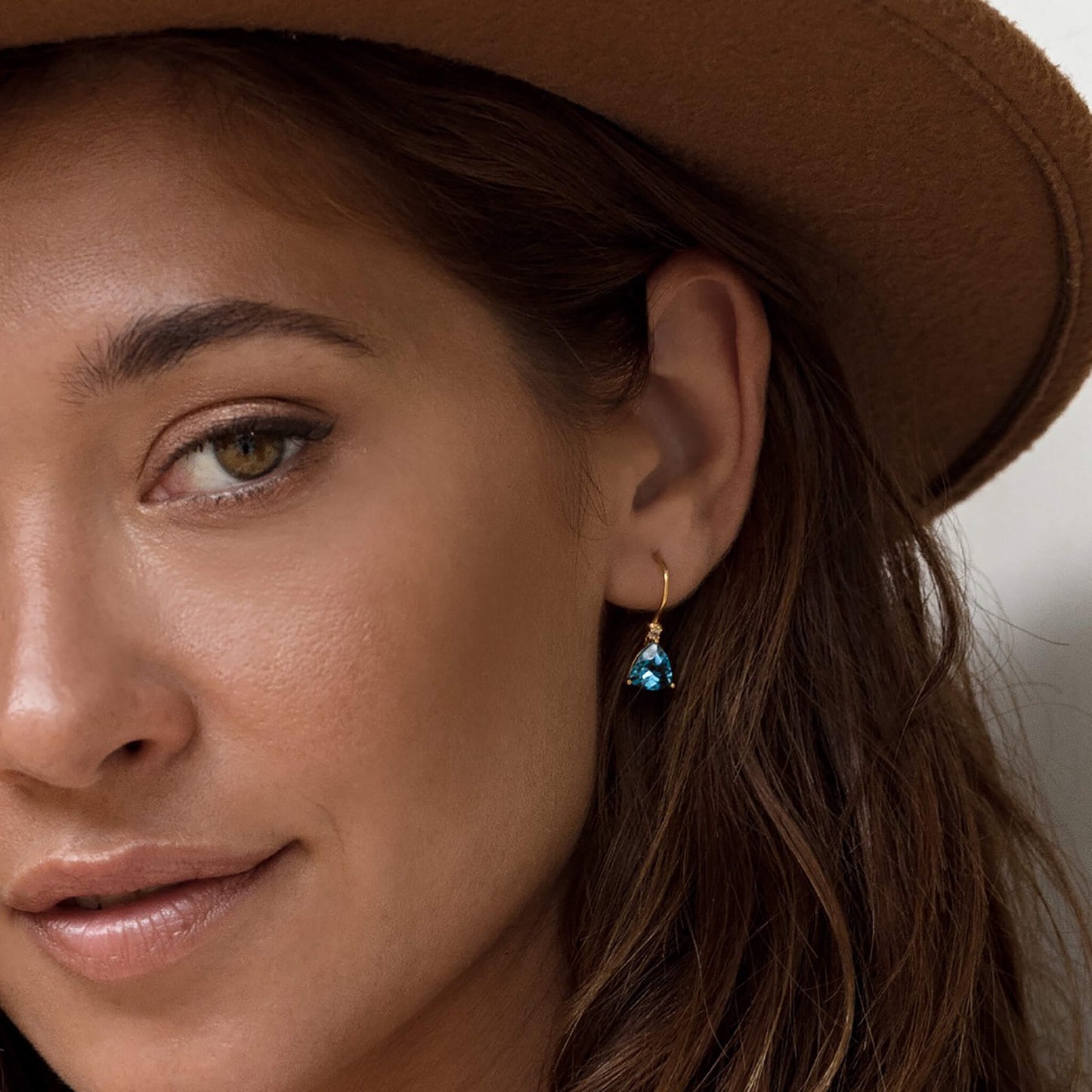 Trillion Cut Earrings White Topaz Silver - Tuva