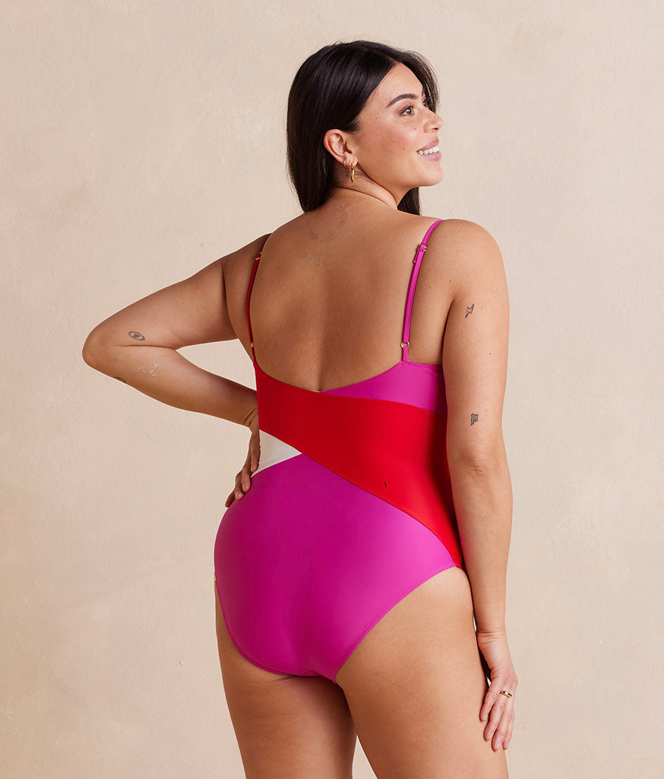 The Marina - Lava & Hibiscus & White Sand