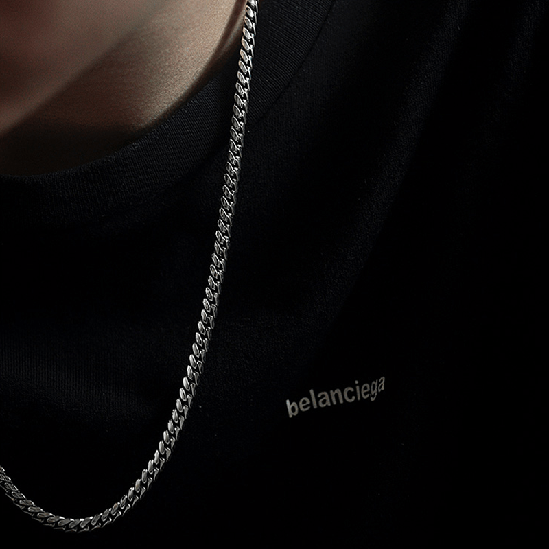 HANDSOME SILVER CHAIN