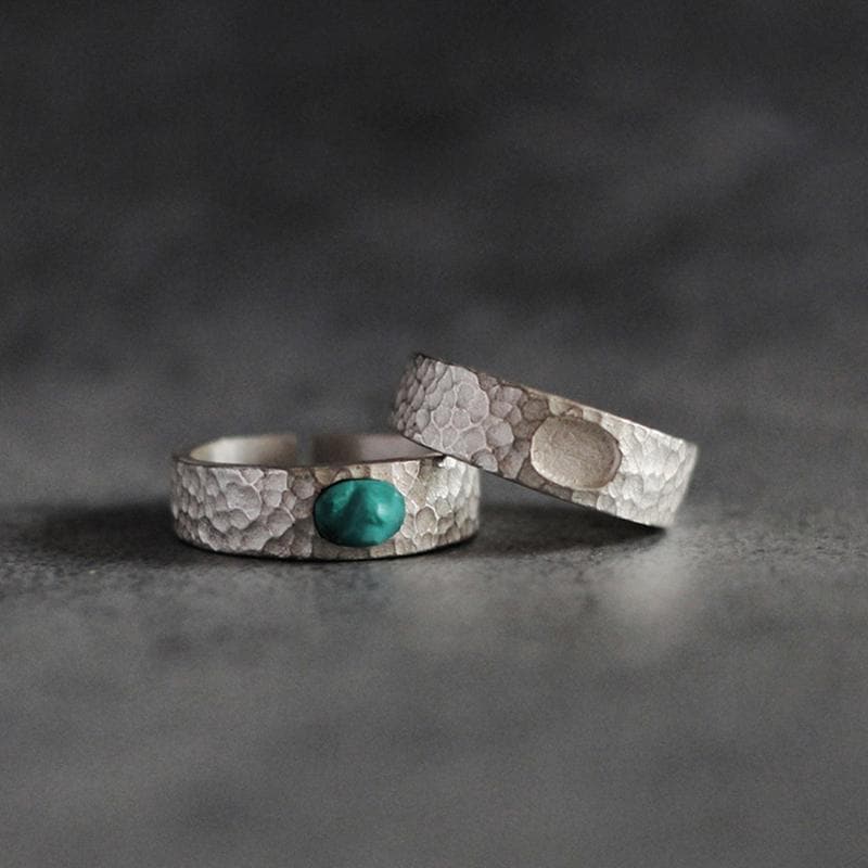 TURQUOISE HAMMERED SILVER RING