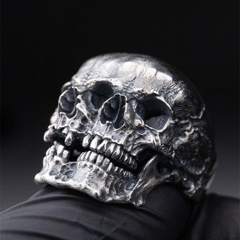 GOTHIC MENS SKULL STAINLESS STEEL RING