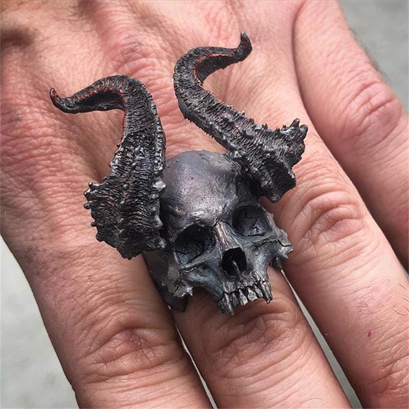 VINTAGE DEMON SATAN SKULL RING