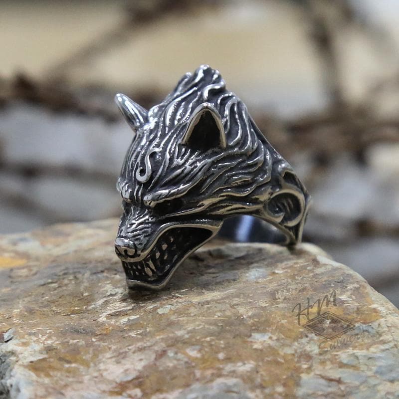 FIERCE WOLF STAINLESS STEEL RING
