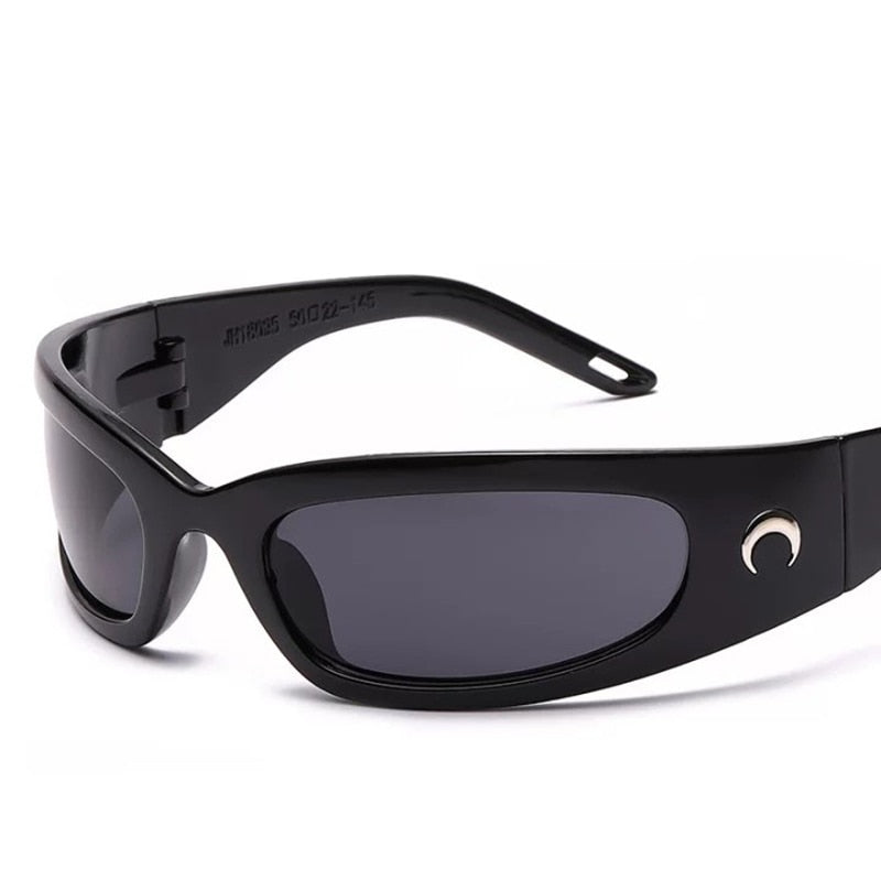 Sporty Goggle-Style