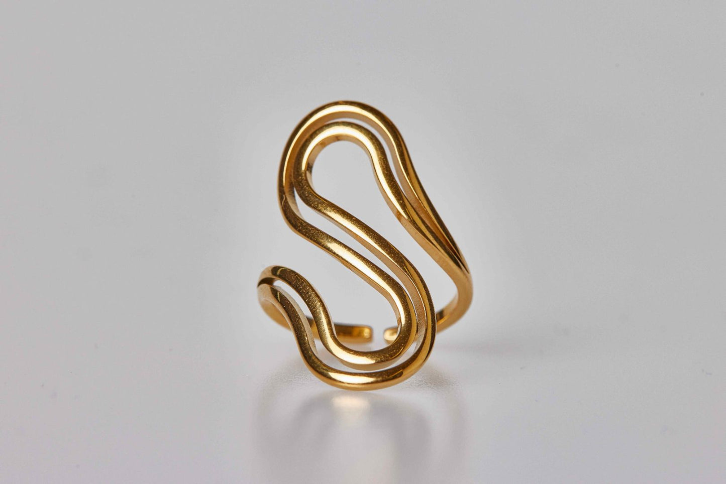 Serpentine Ring