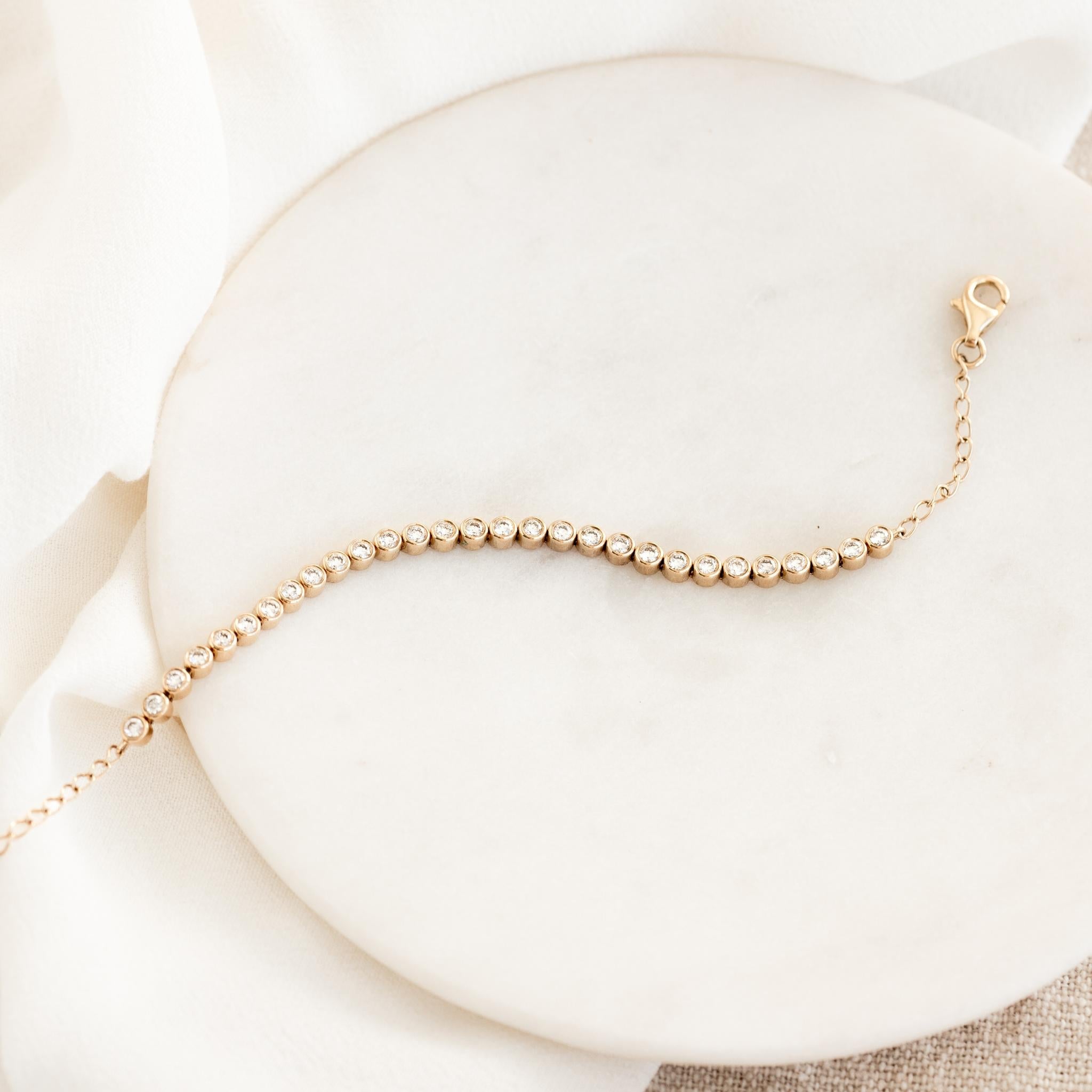 Half Diamond Tennis Bracelet 14k Yellow Gold (1.02 ct tw)