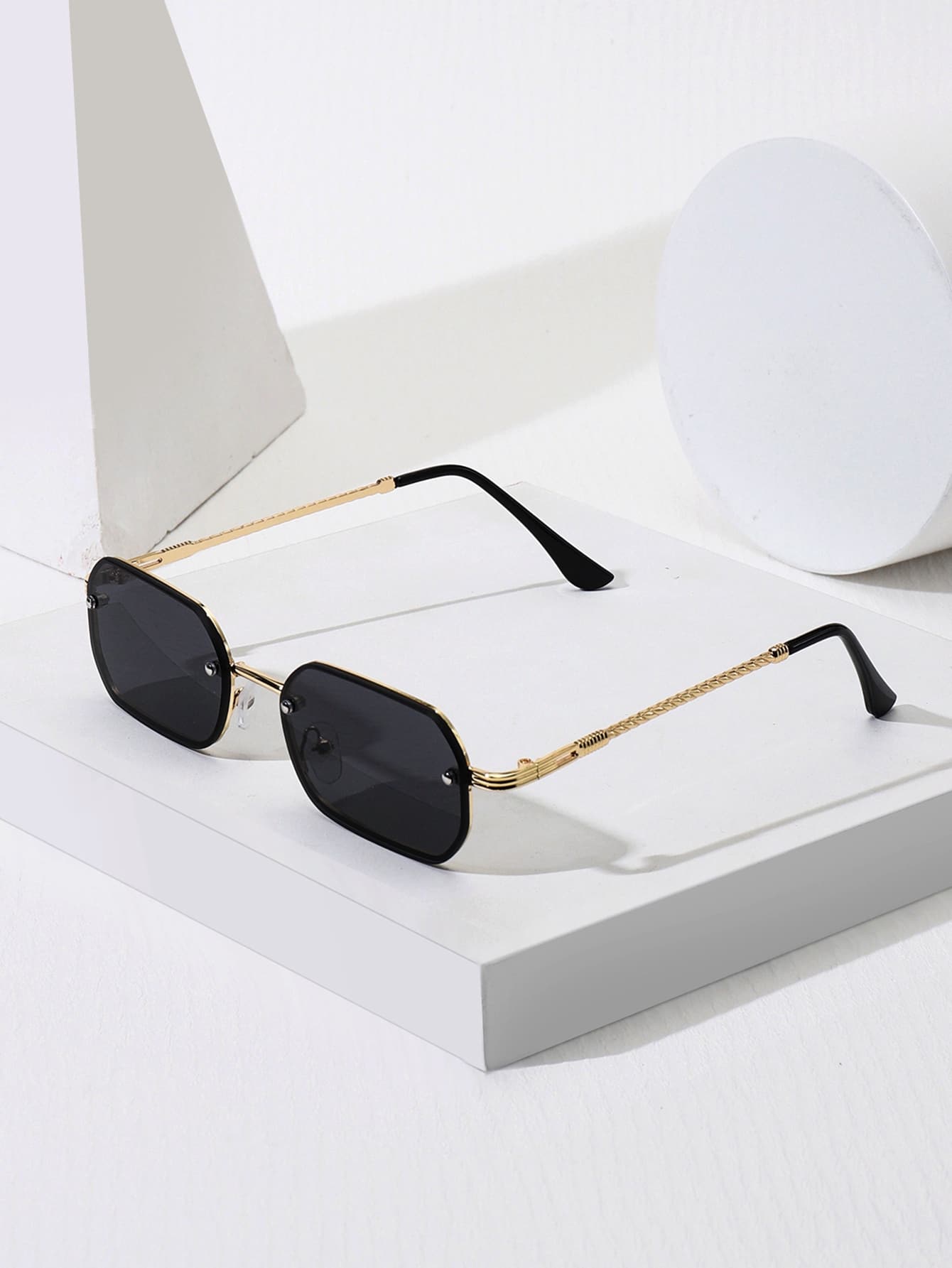 Satr Sunglasses ™️