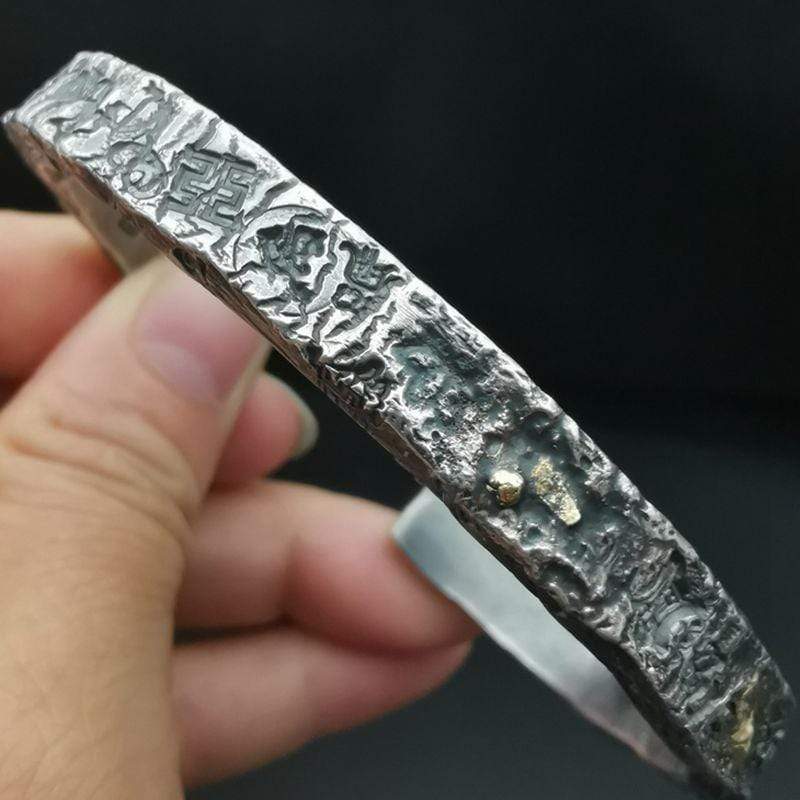 HANDMADE SILVER SKULL BRACELET