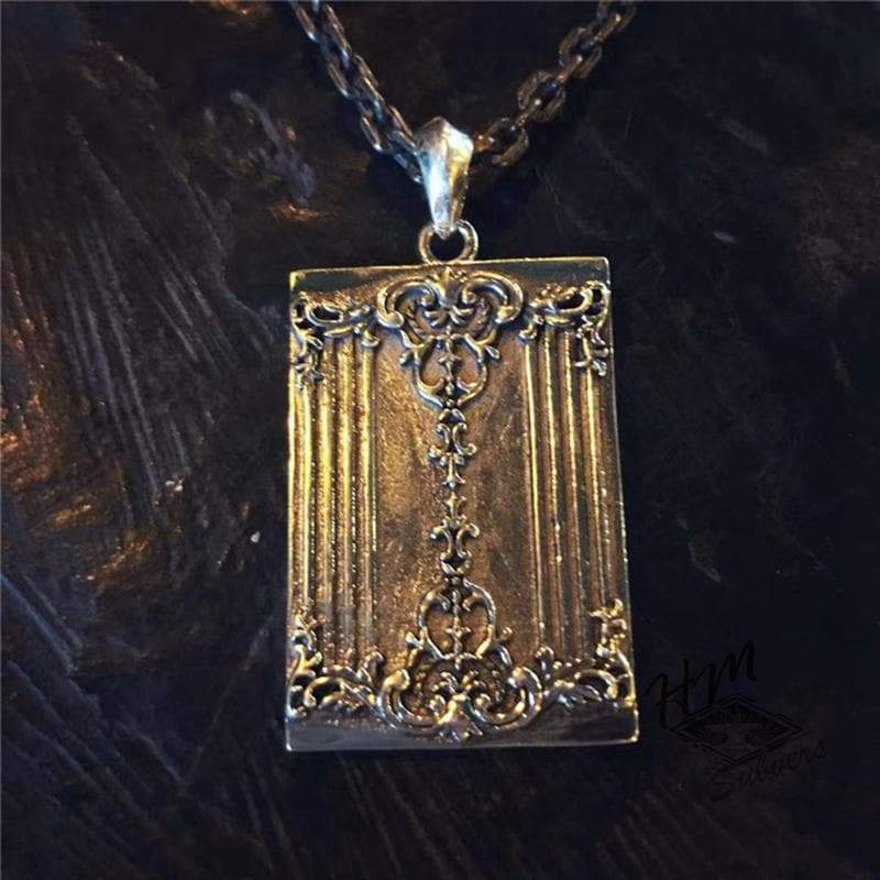 PUNK SPADE K POKER SILVER PENDANT