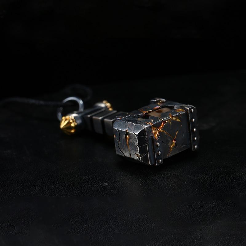 THOR HAMMER CUSTOMIZATION PENDANT