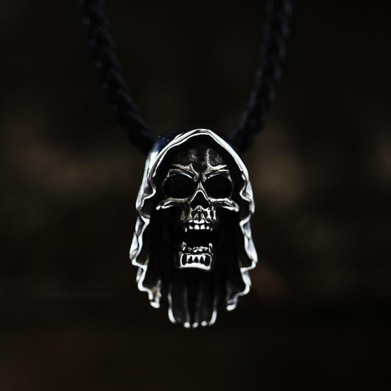 PUNK SKULL STAINLESS STEEL PENDANT