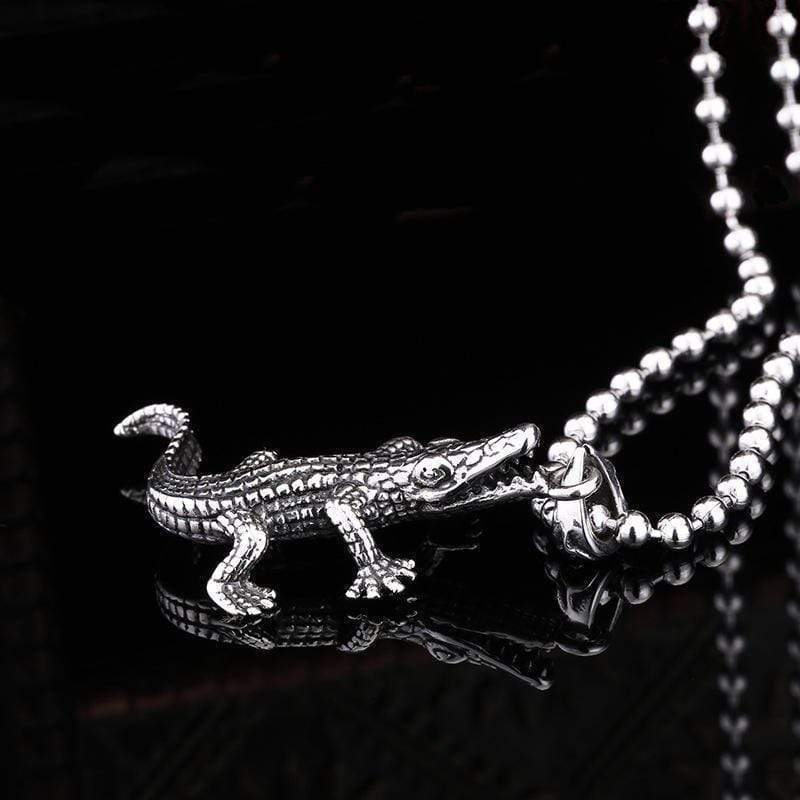 VINTAGE CROCODILE STAINLESS STEEL PENDNAT