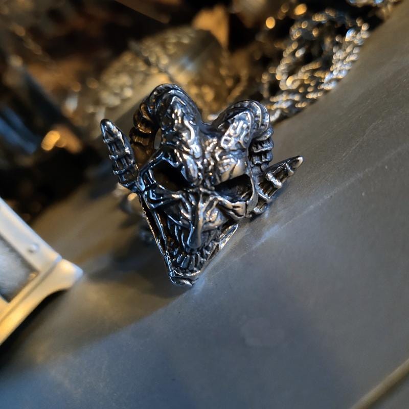 DEMON WITH EVIL SMILE STAINLESS STEEL RING