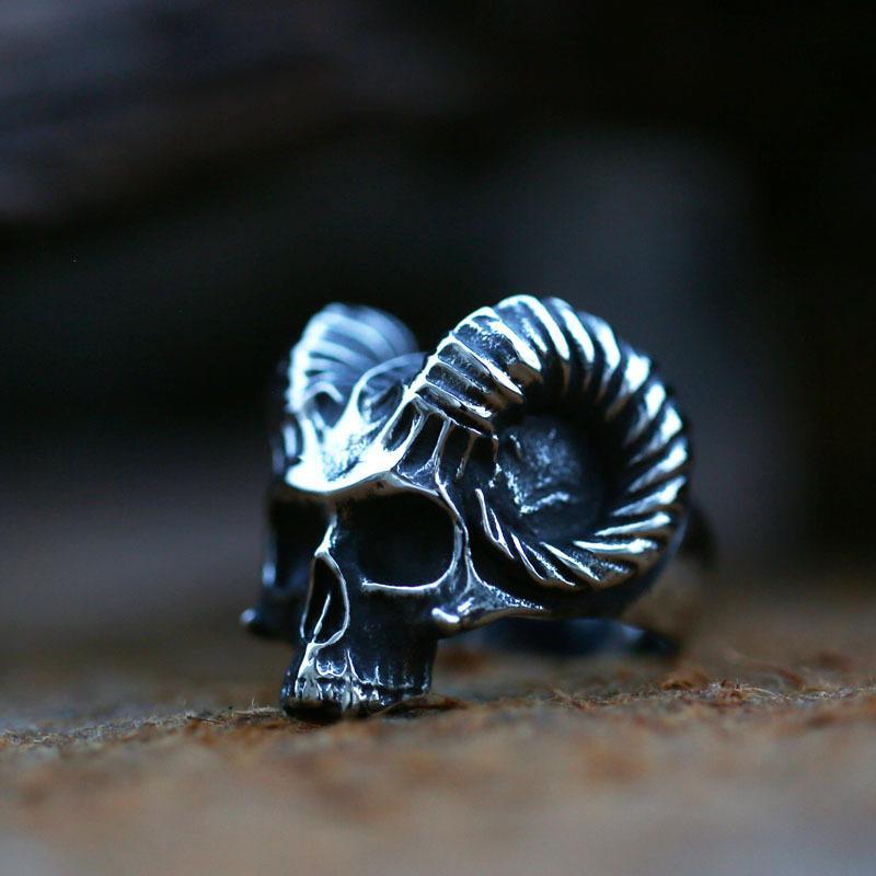 PUNK SHEEP HORN SKULL STAINLESS STEEL RING