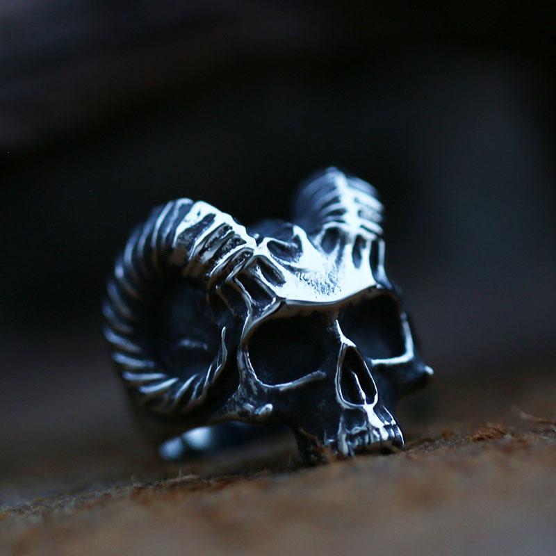 PUNK SHEEP HORN SKULL STAINLESS STEEL RING