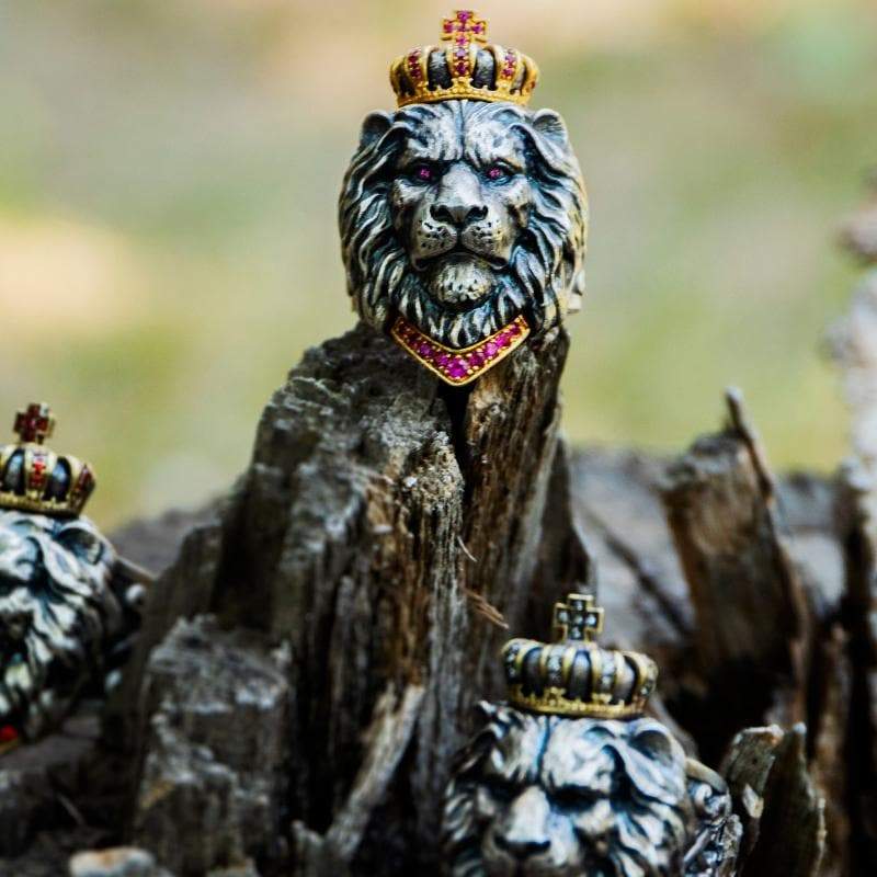 RETRO LION KING CROWN RING
