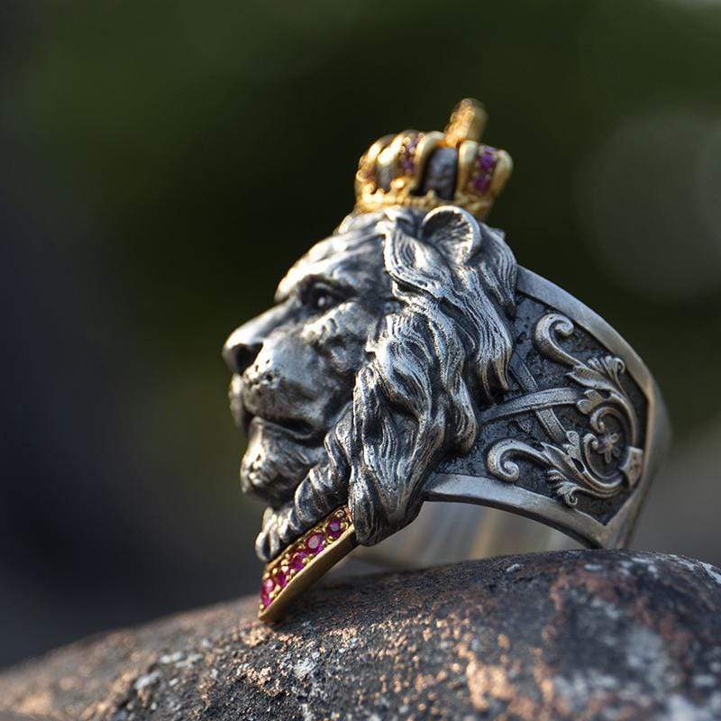 RETRO LION KING CROWN RING