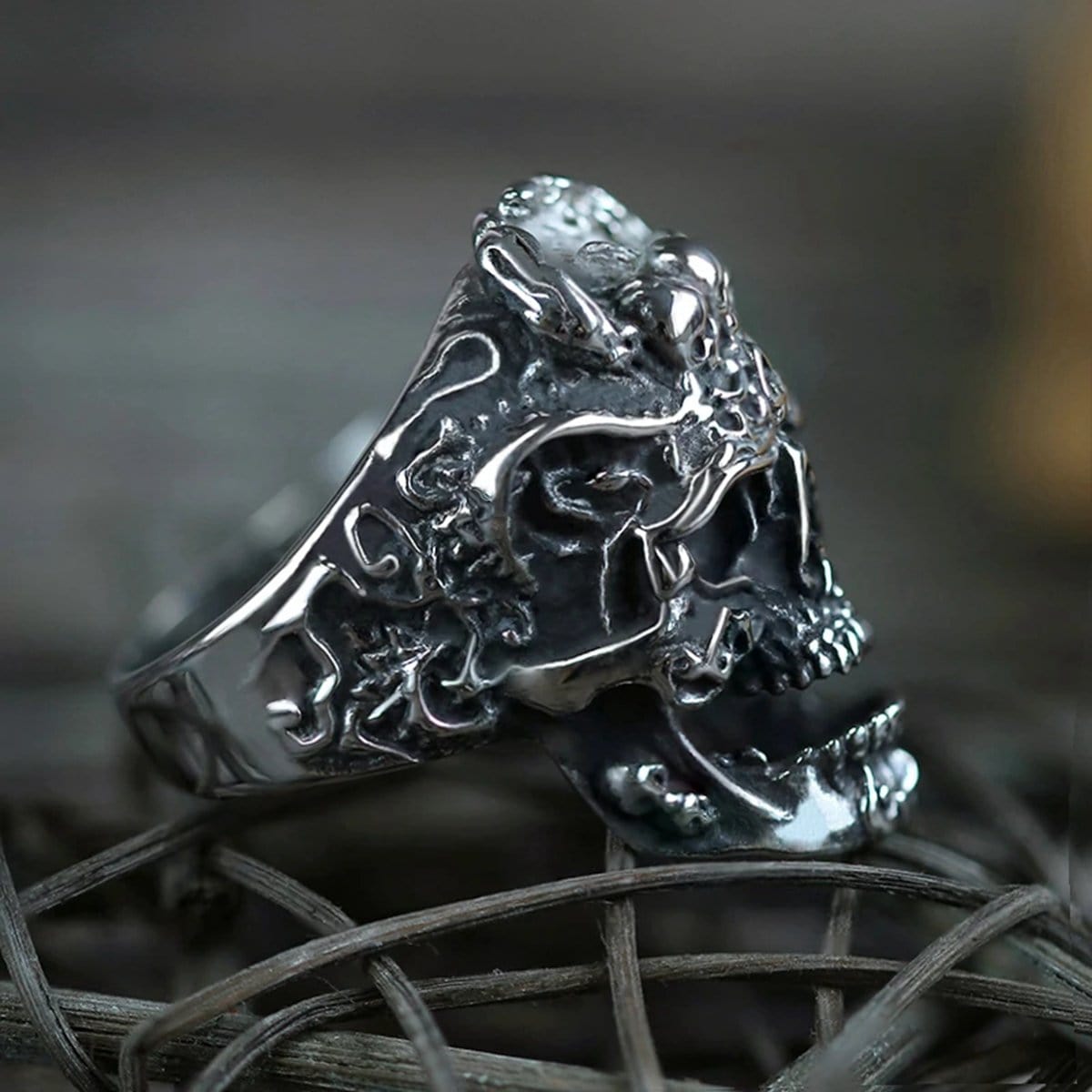 RUBY & SAPPHIRE EYE STAINLESS STEEL SKULL RING