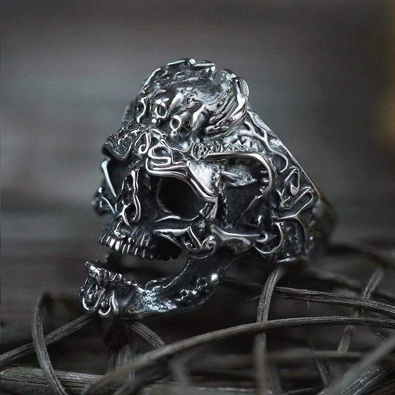 RUBY & SAPPHIRE EYE STAINLESS STEEL SKULL RING