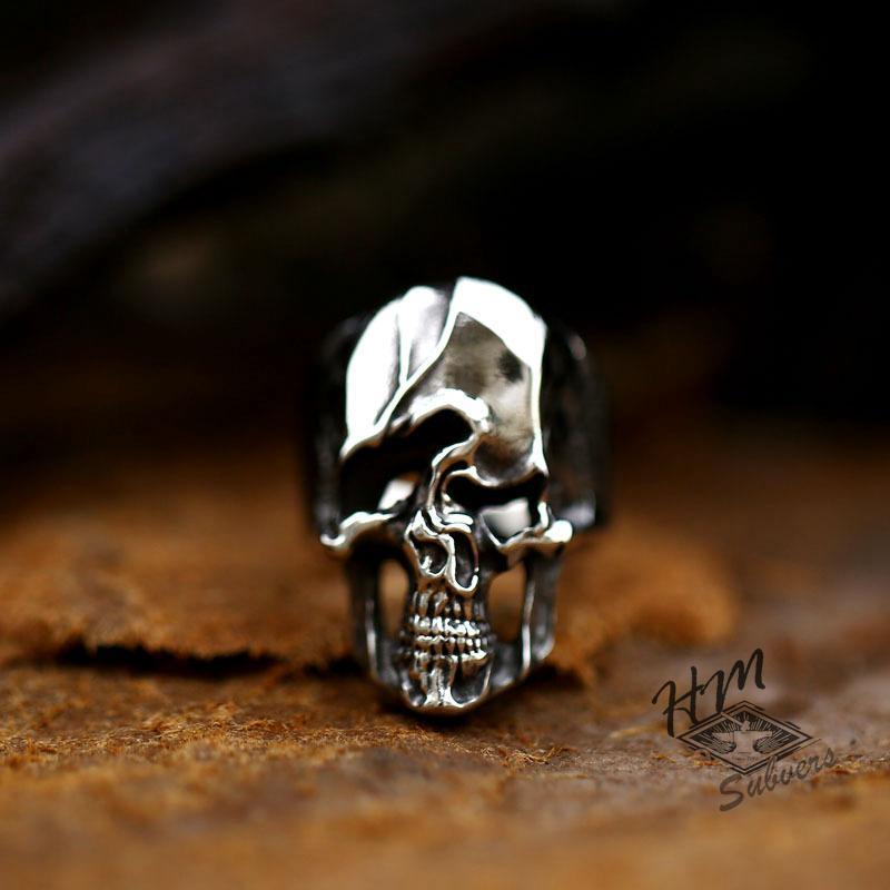 TWISTED SOUL SKULL STAINLESS STEEL RING